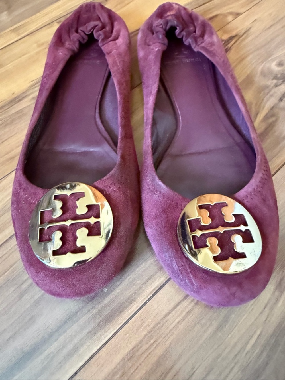 Tory Burch Reva burgundy Suede Ballet Flats